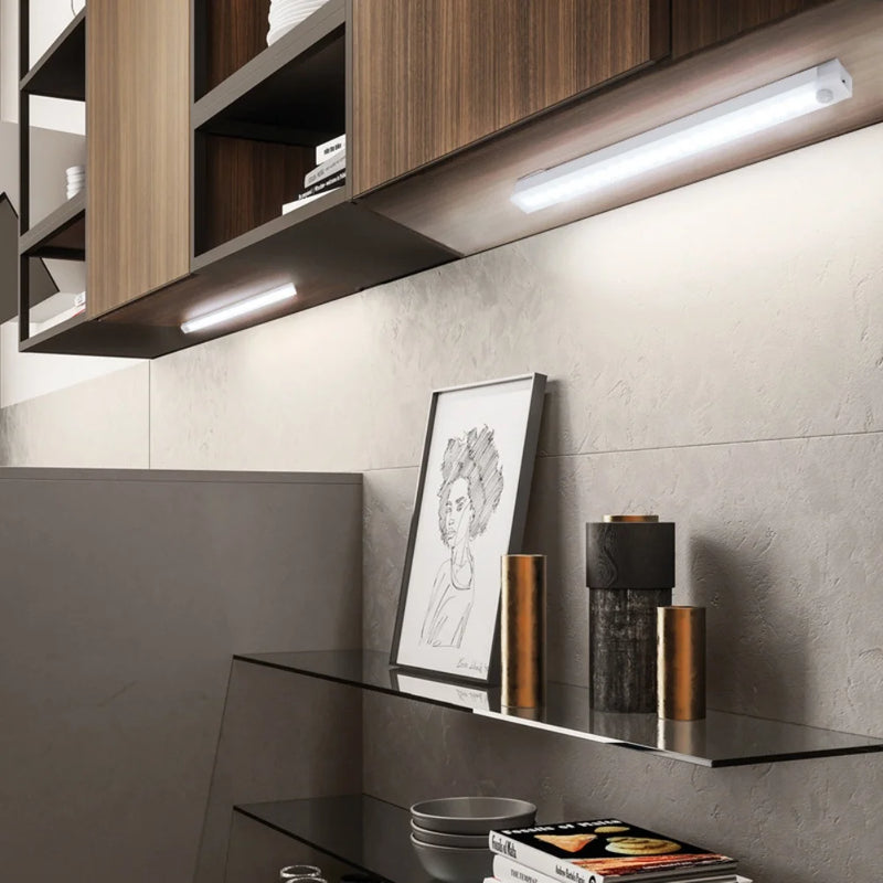 Luz Noturna Inteligente com Sensor de Movimento – Iluminação Automática e Recarga USB-C