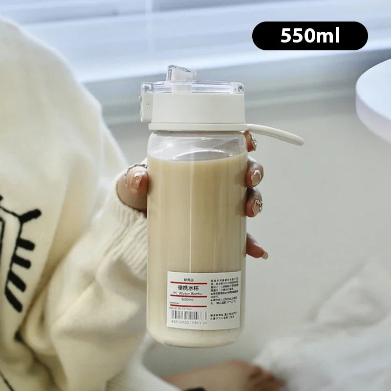 🥤 Garrafa Minimalista com Infusor de Chá – Simples, Moderna e Eficiente