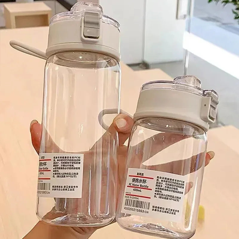 🥤 Garrafa Minimalista com Infusor de Chá – Simples, Moderna e Eficiente